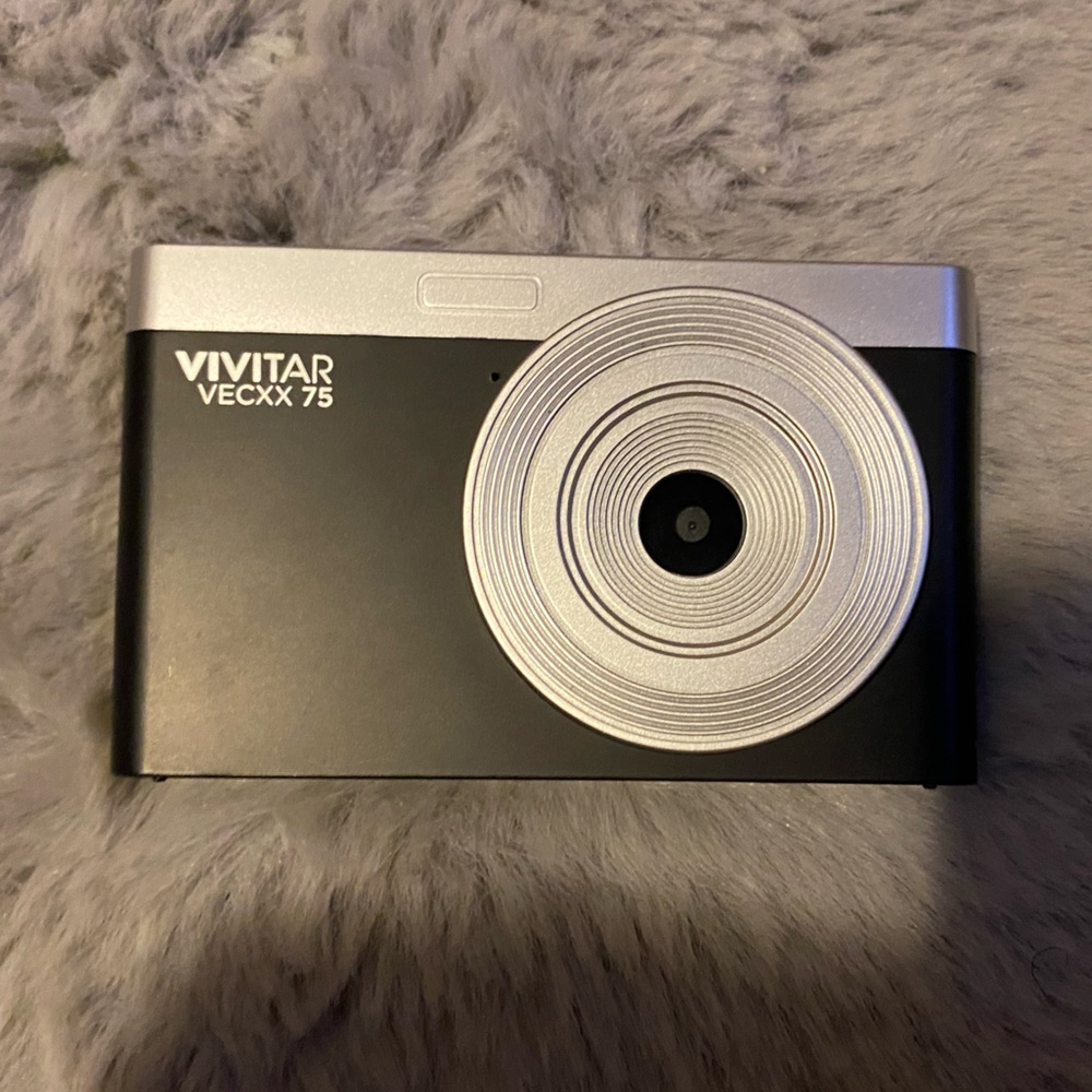 Vivitar VECXX 75 Black and Silver Camera